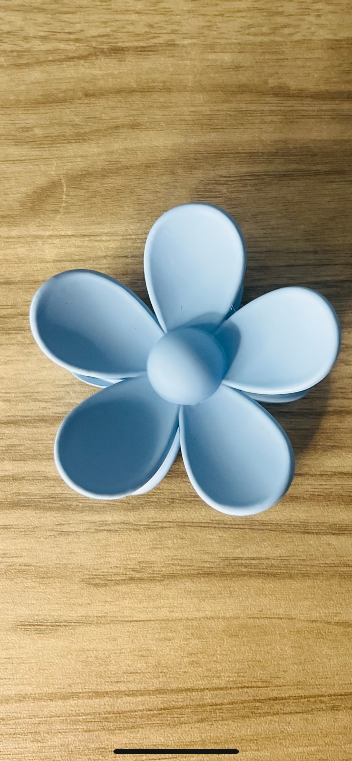 flower hair clips/claw