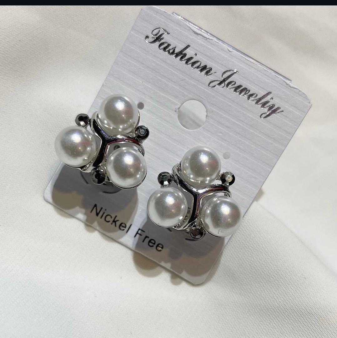 Pearl Earrings