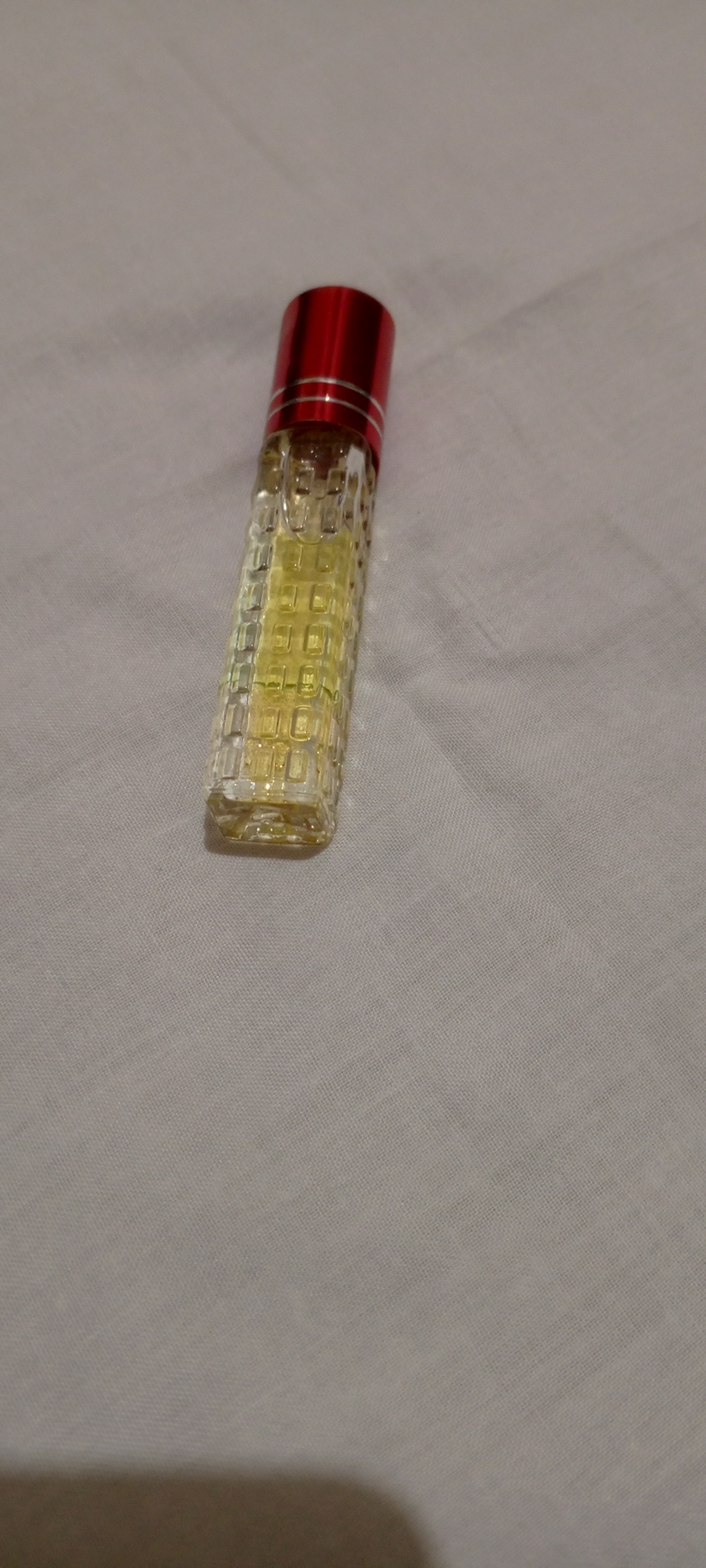 Oil perfume 