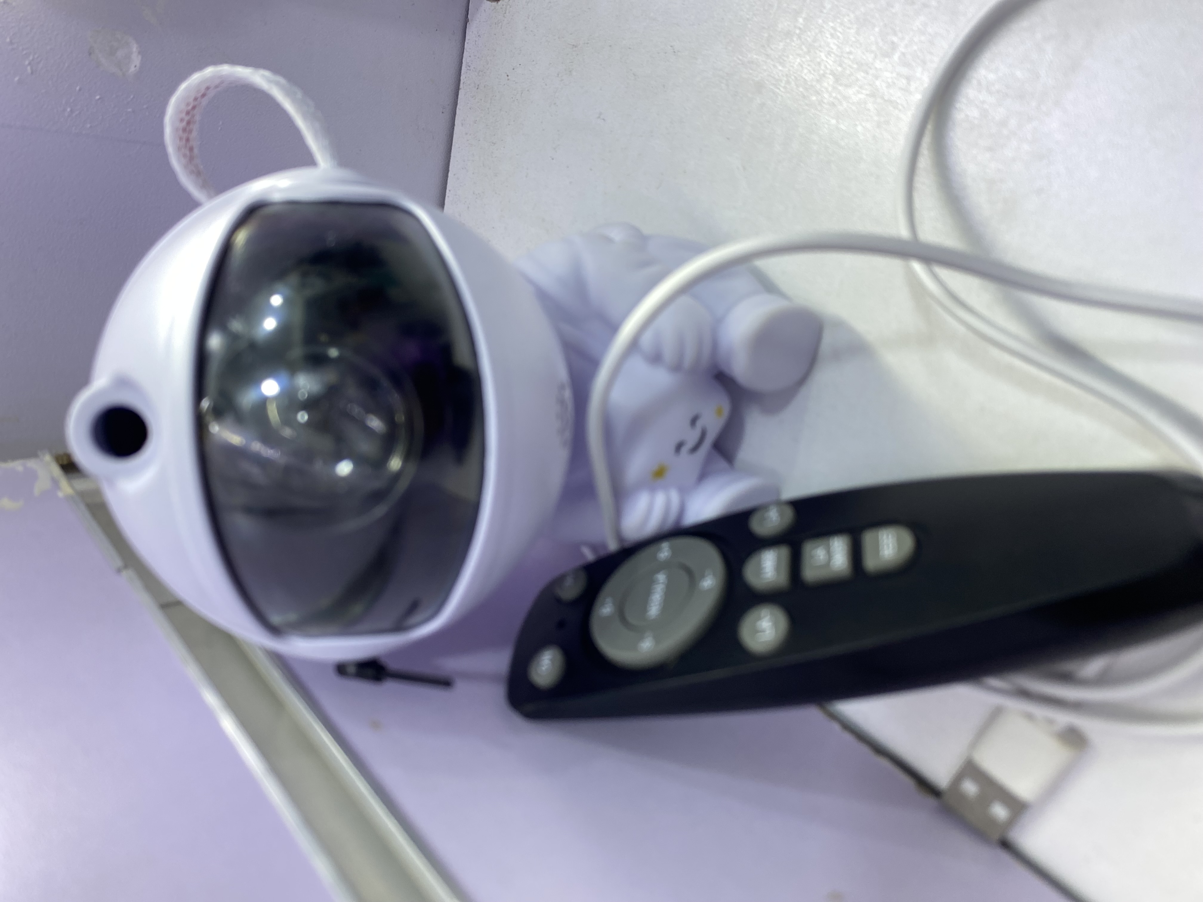 Astronaut LED light projector