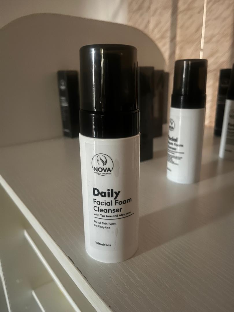 DAILY FACIAL FOAM CLEANSER