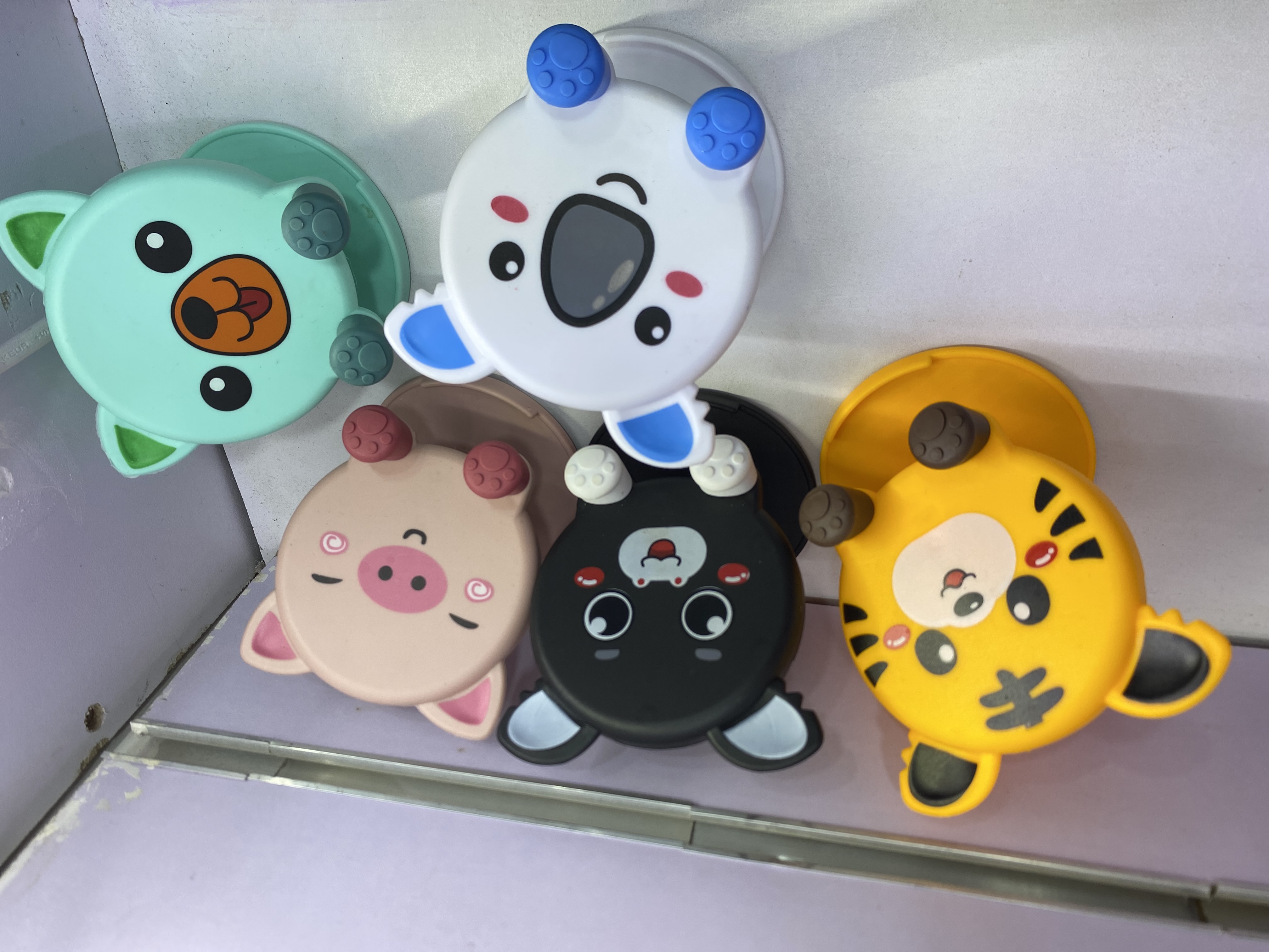 Cute Cartoon bracket phone holders