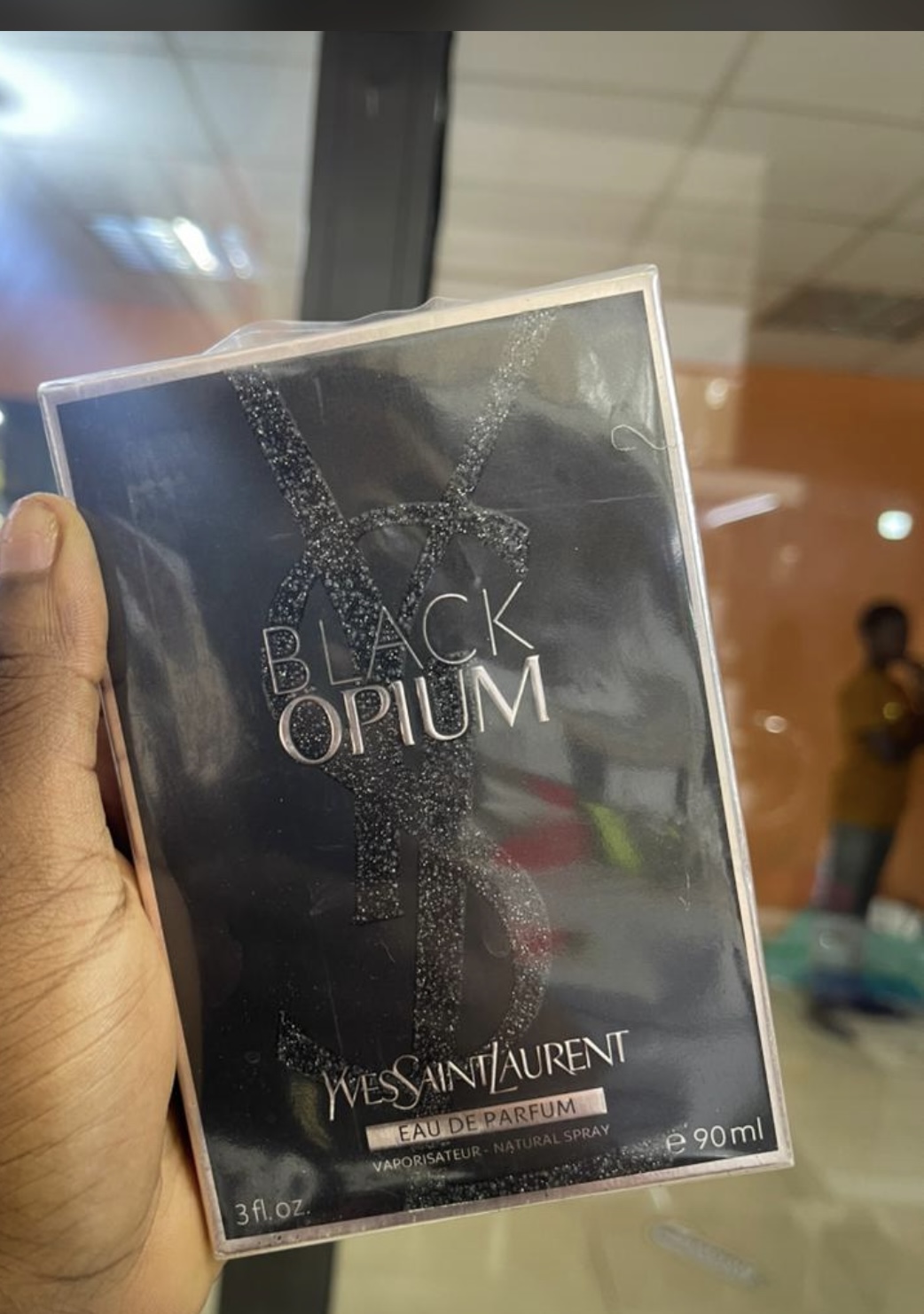Black opium YSL 
