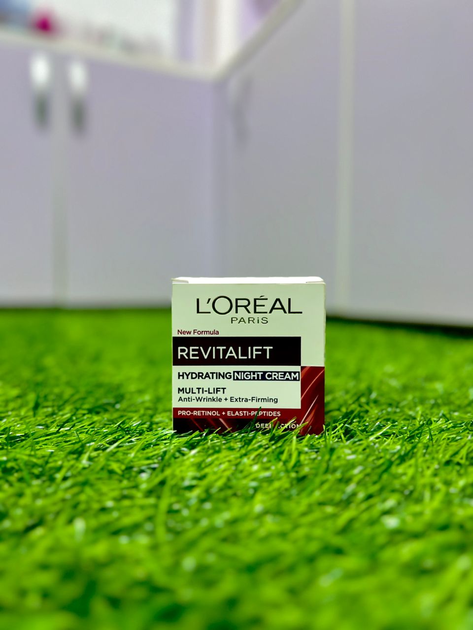 L'Oreal Revitalift Hydrating Night Cream 