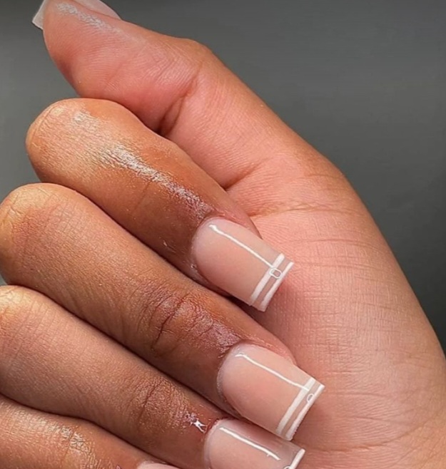 nails