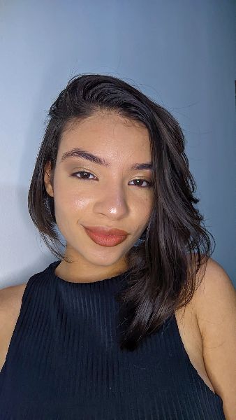 Katrinna Brandão beauty - extensão de cílios - Katrinna Brandão – Lash DesignerTransformo cílios comuns em olhares marcantes com técnicas profissionais e atenção total a cada detalhe. Cada atendimento é exclusivo, feito com cuidado e dedicação para garantir um resultado IMPECÁVEL e natural.Se você busca PRATICIDADE, autoestima elevada e um olhar que IMPRESSIONA, vamos conversar!📲 Fale comigo no WhatsApp e garanta sua experiência VIP.