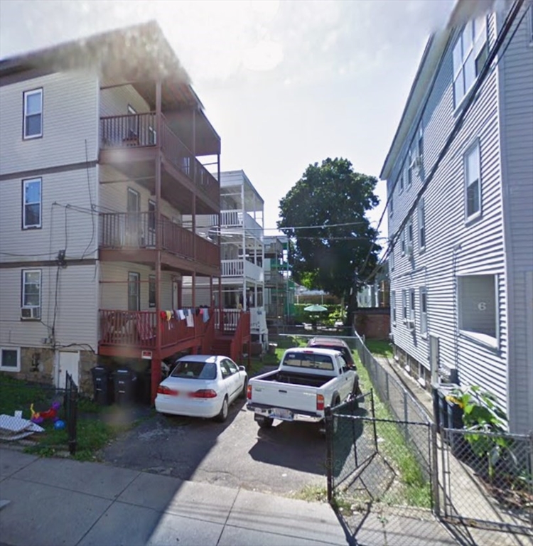 תמונה של הנכס: 3977 Washington St #Parking#1, Boston