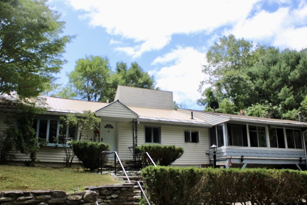 房源照片：87 Bellevue Dr East, Athol