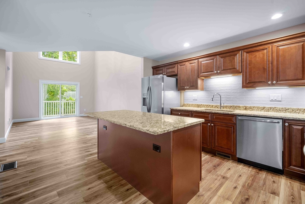 房源照片：4 Sabrina Way #F, Agawam