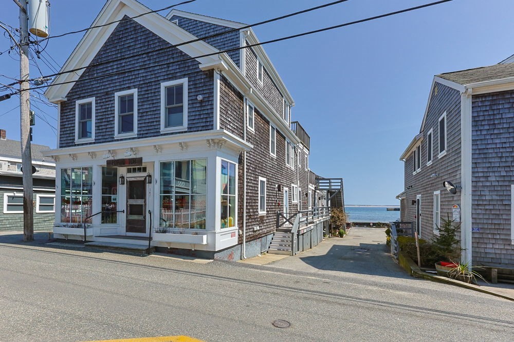 תמונה של הנכס: 147 Commercial St #L7, Provincetown