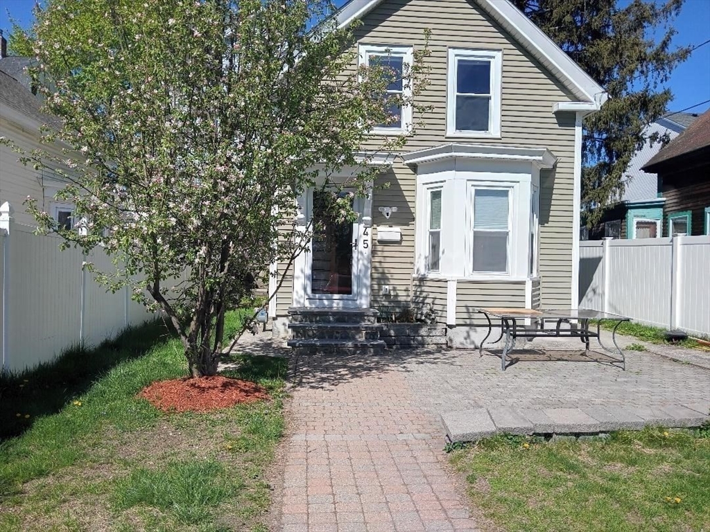 תמונה של הנכס: 45 West Fourth, Lowell