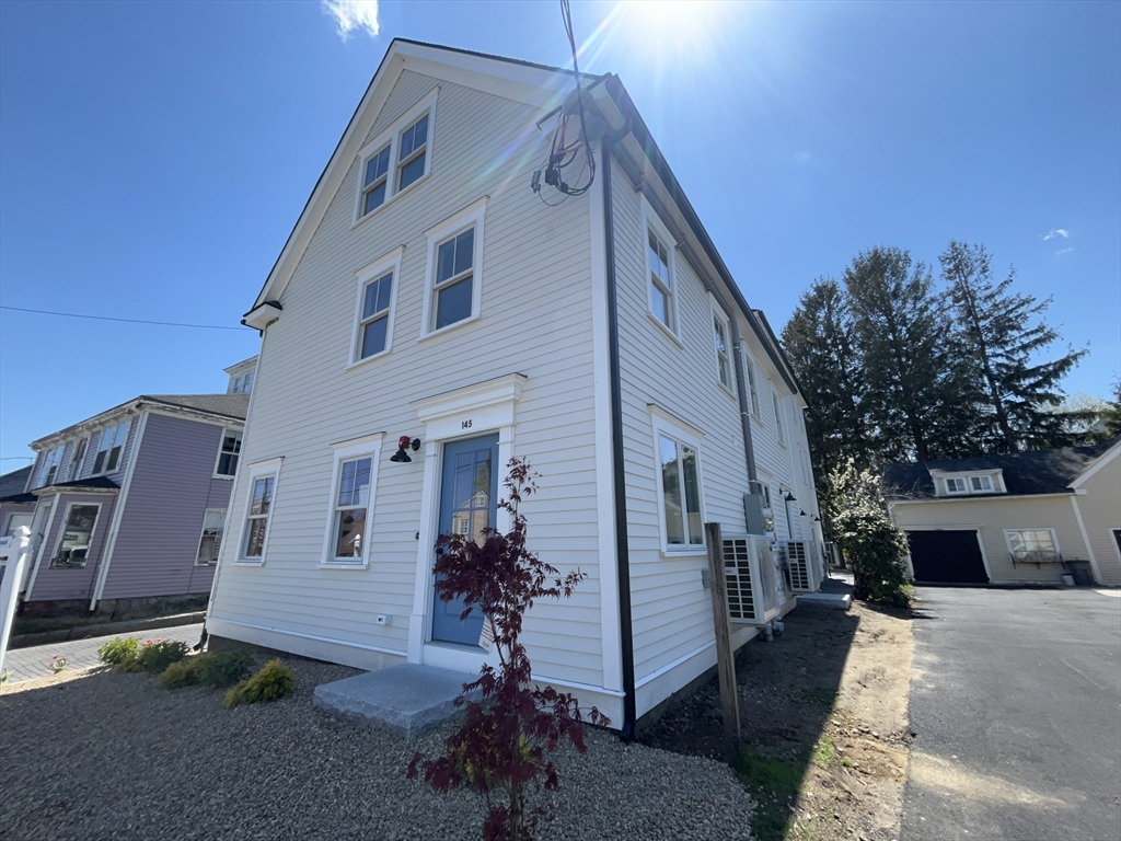 房源照片:145 Main Street #1, Essex
