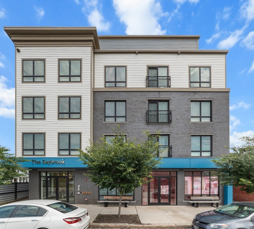 214 Market St #208, Boston
