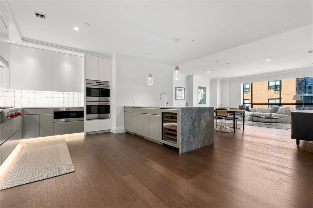 תמונה של הנכס: 45 Temple St #506, Boston