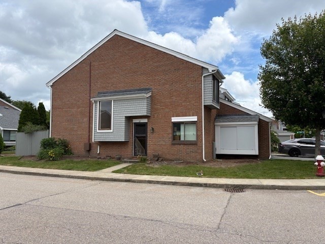 房源照片：64 Laurelwood Dr #64, Stoughton