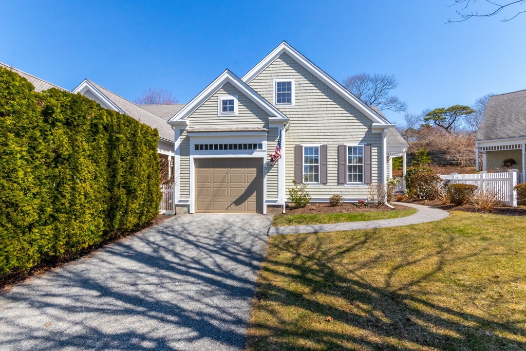 תמונה של הנכס: 13 Hollyhock Knoll Ct #13, Bourne