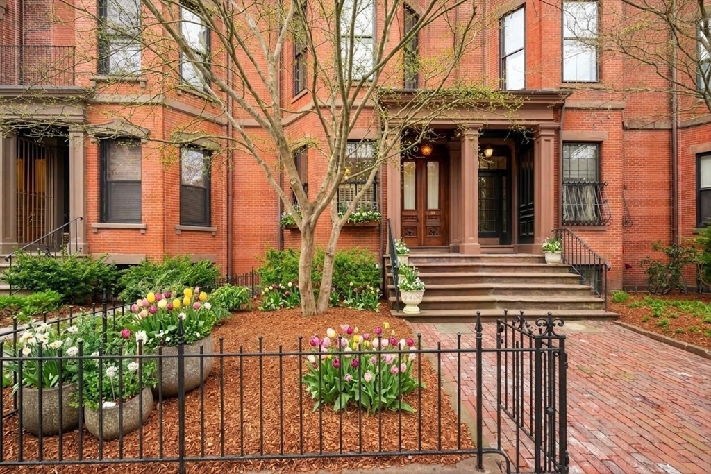 房源照片:381 Beacon Street, Boston
