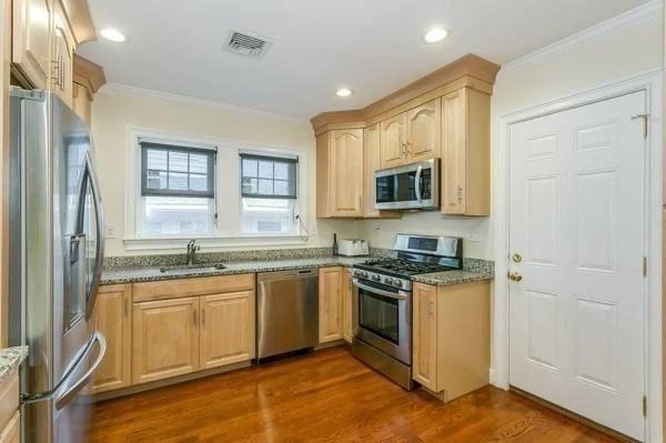 房源照片:16 eliot crescent #1, Brookline