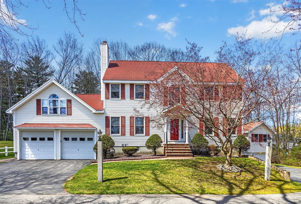 תמונה של הנכס: 22 McRayne Hill Rd, Billerica