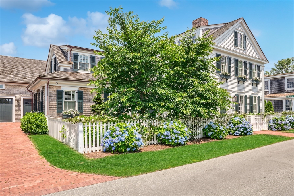 תמונה של הנכס: 56 North Summer Street, Edgartown