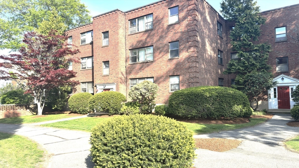 房源照片：105 Nahant St #1, Lynn