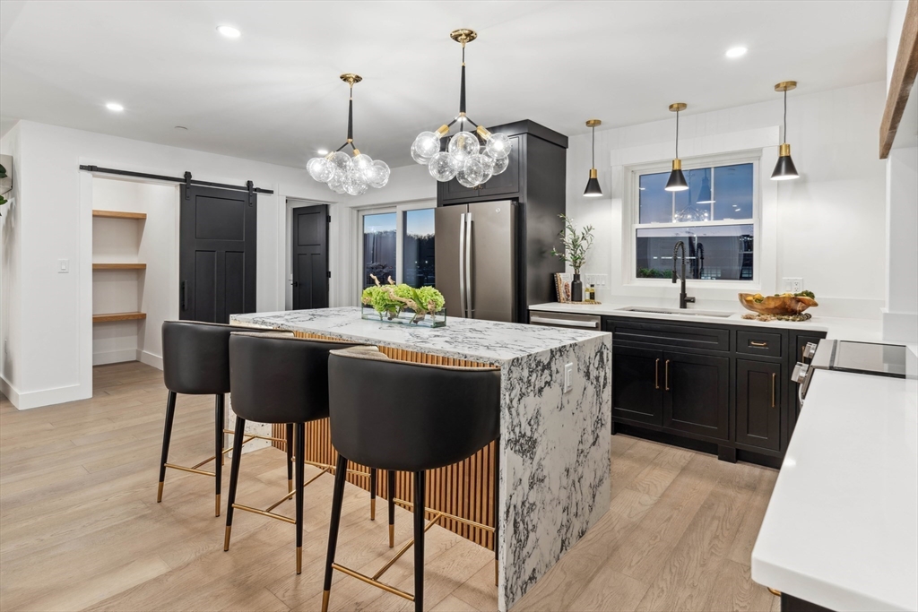 房源照片：32 Birch Brook Landing #9, Lynn