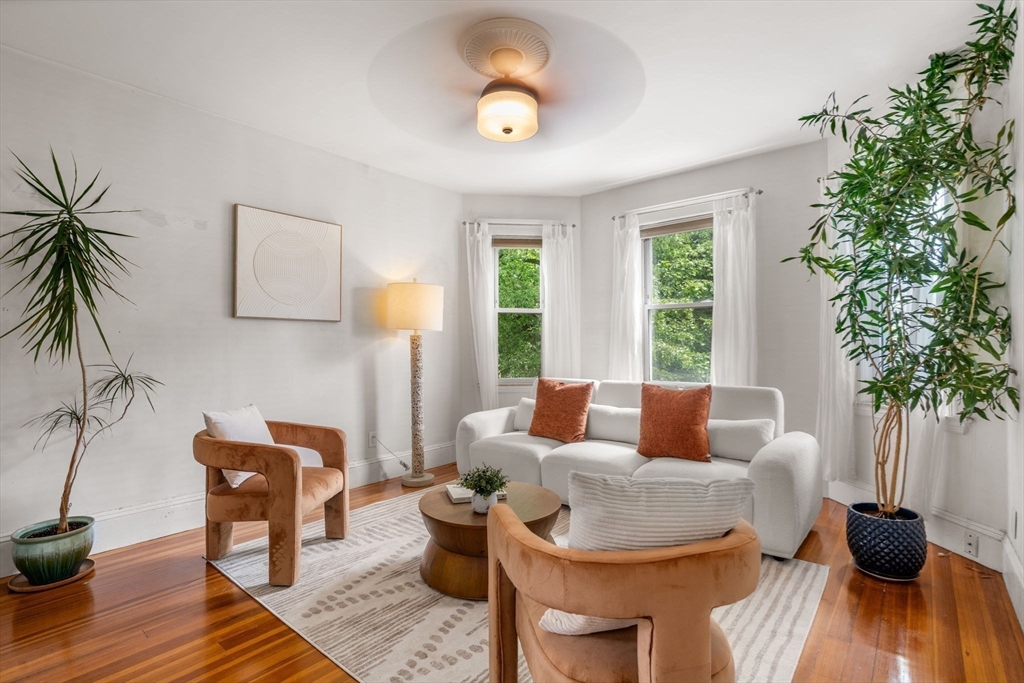 תמונה של הנכס: 7 Sumner St #2, Boston