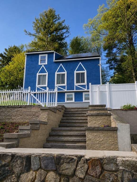 תמונה של הנכס: 50 Lakeshore Dr, Marlborough