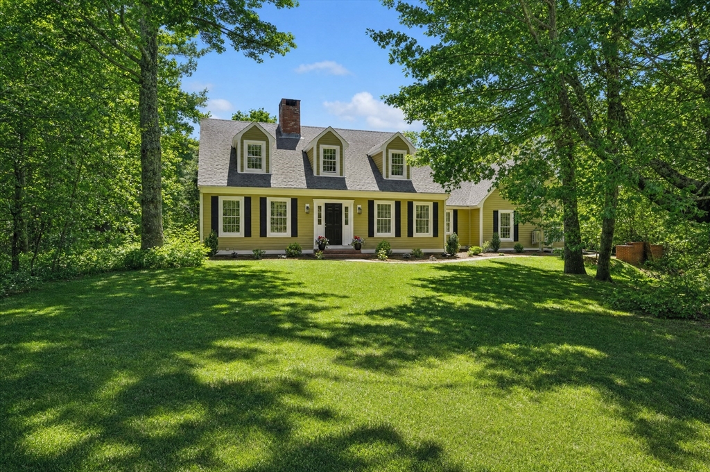 תמונה של הנכס: 44 Tiffany Dr, Oak Bluffs