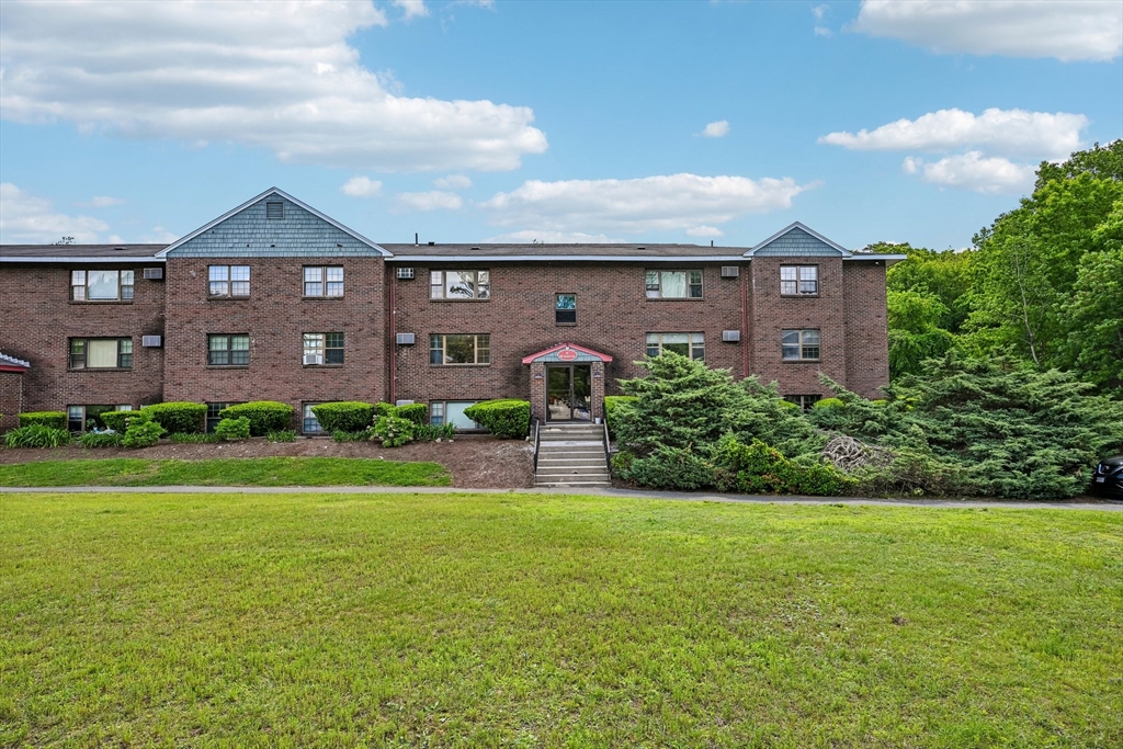 房源照片：58 Spencer Rd #26K, Boxborough