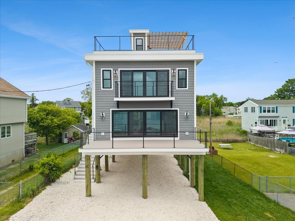 תמונה של הנכס: 153 Edgewater Drive, Quincy