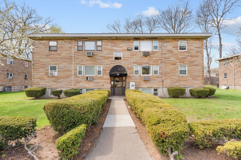 תמונה של הנכס: 20 Auna Drive #Unit-7, Brockton