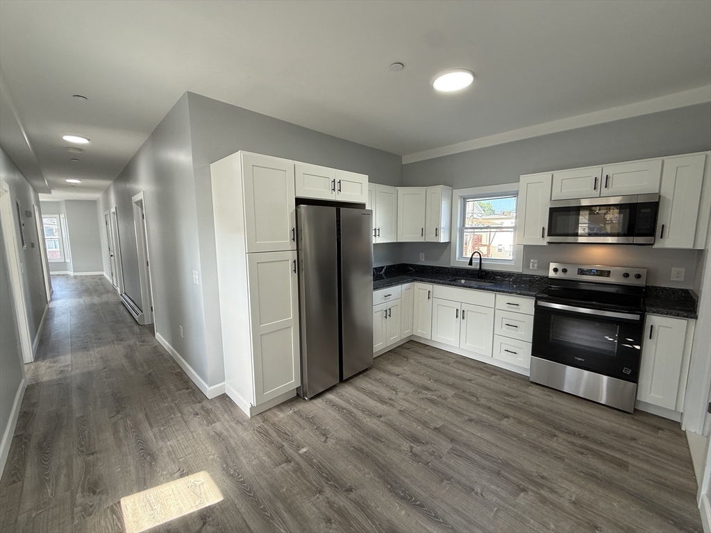 תמונה של הנכס: 126 Cross St #2, Lawrence