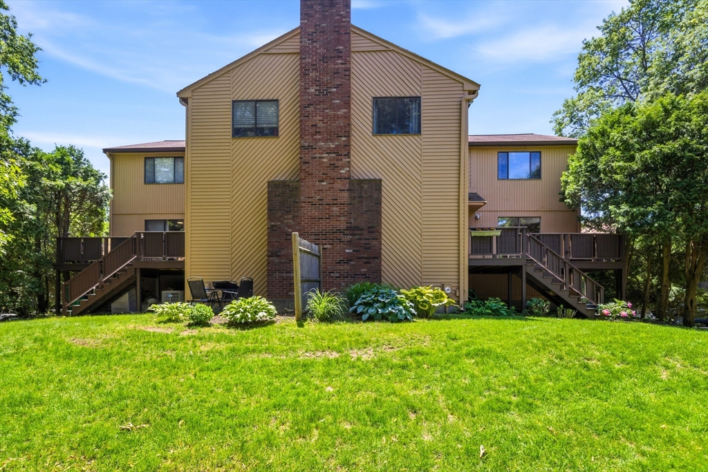 תמונה של הנכס: 245 Eliot St #245, Ashland