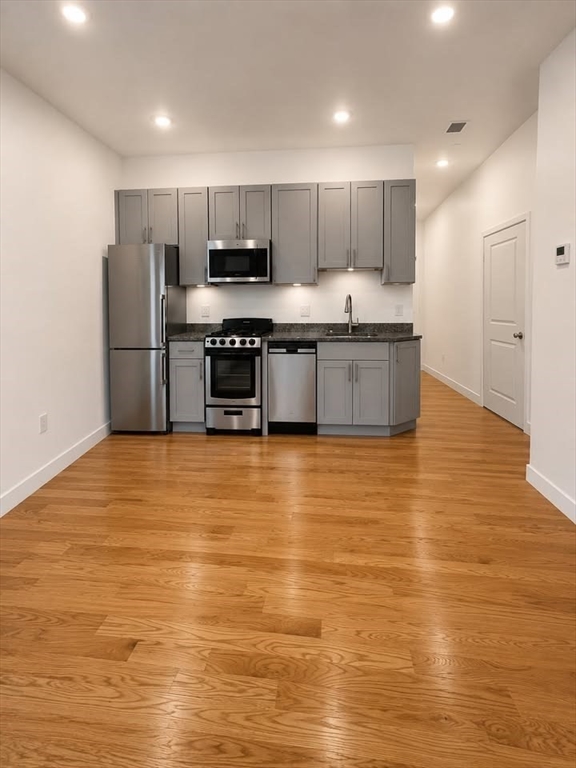 房源照片：64 Market Street #201, Lynn
