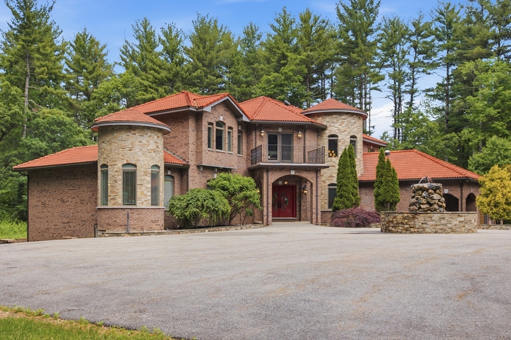 תמונה של הנכס: 8 JANICE AVE, North Reading