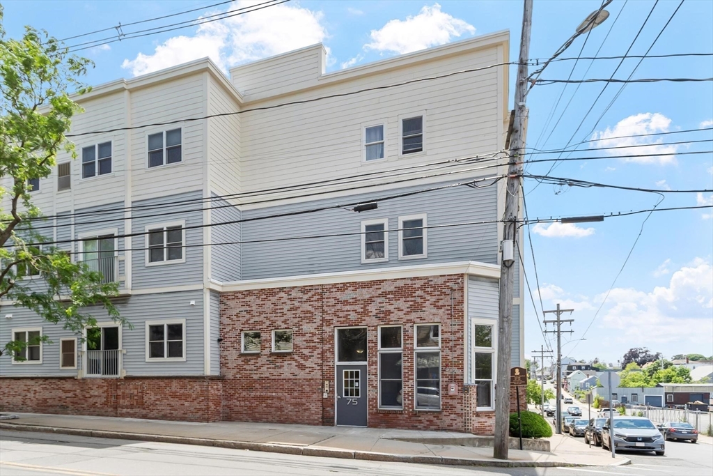 תמונה של הנכס: 75 Walnut St #302, Peabody