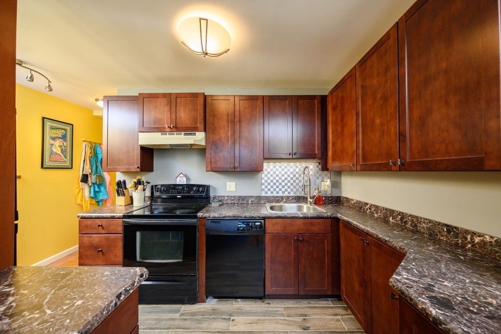 房源照片：96 Old Colony Ave #304, Taunton