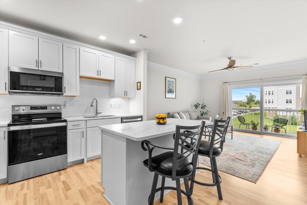 房源照片：3202 Peters Farm Way #202, Westborough