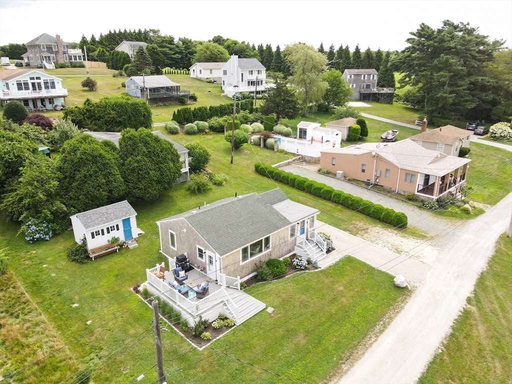 房源照片:99 Sylvia Ln, Westport