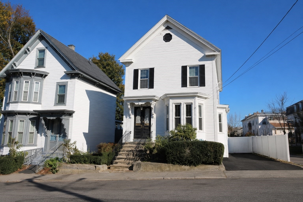 תמונה של הנכס: 90 Mount Vernon #1F, Lowell