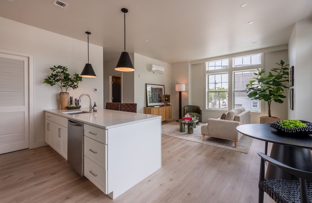 房源照片：1223 Washington St #1, Norwood