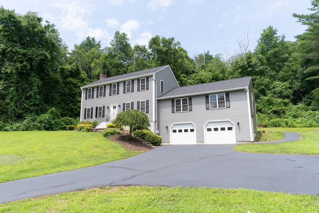 房源照片：26 Old West Brookfield Rd, North Brookfield