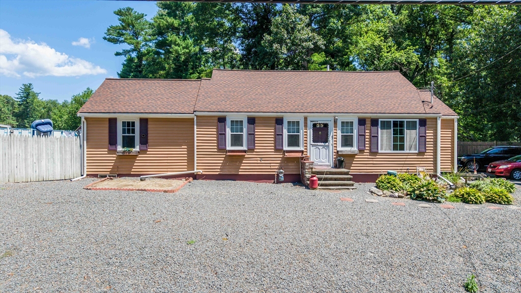 房源照片：85 Alfred Lord Blvd, Taunton
