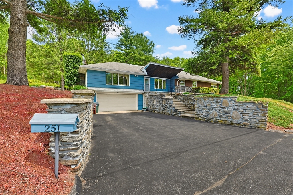 תמונה של הנכס: 251 Millbury St, Auburn
