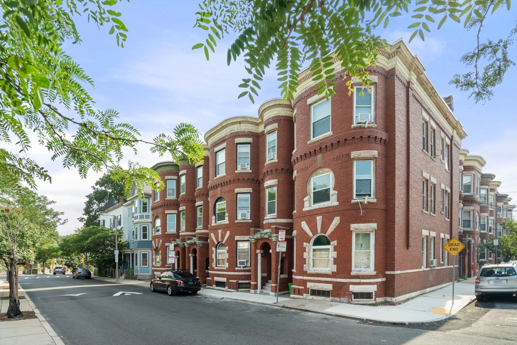 תמונה של הנכס: 124 Day St #2, Boston