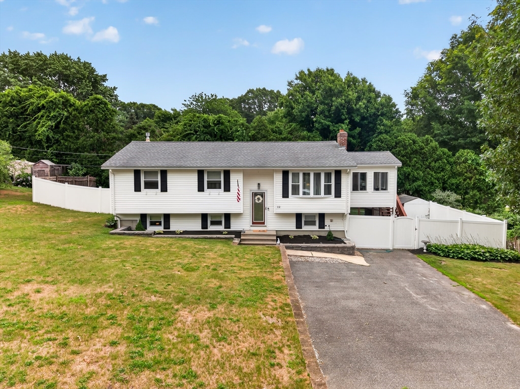房源照片：12 Clearwater Dr, Plymouth