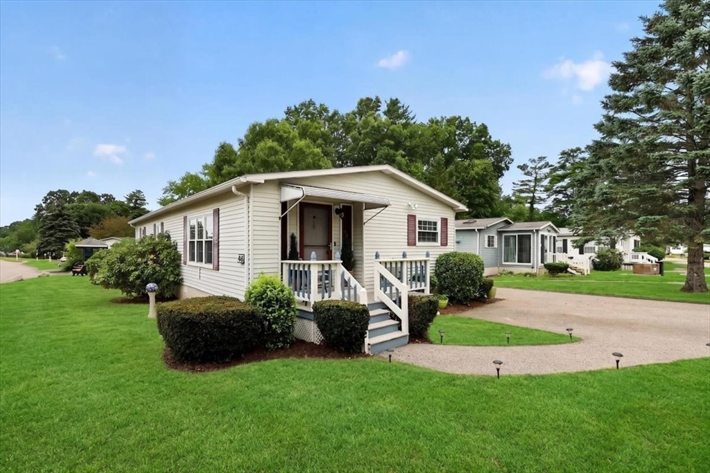 תמונה של הנכס: 46 Leisurewoods Drive, Rockland