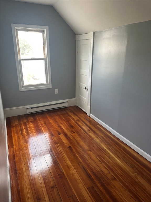 房源照片:43 Prospect St #3, Ludlow
