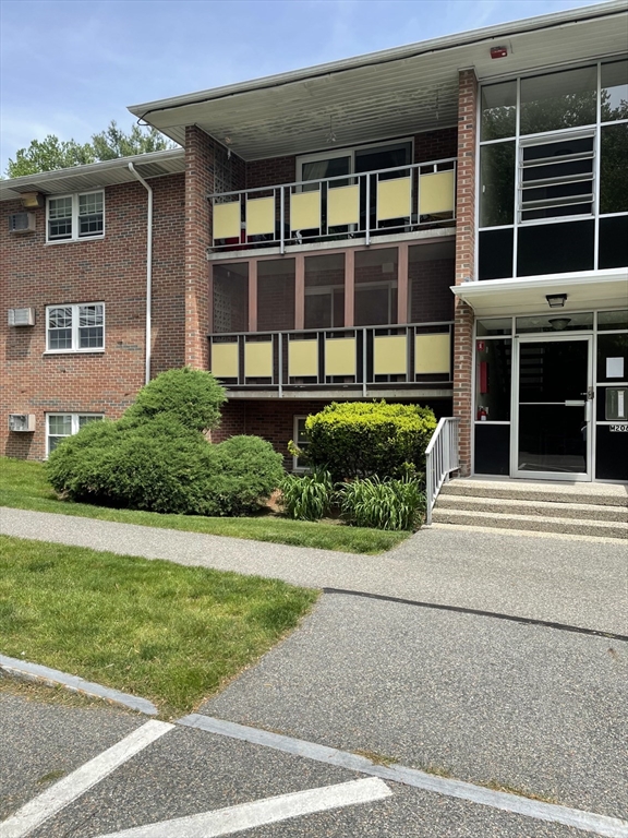 房源照片：206 Rock St #M5, Norwood
